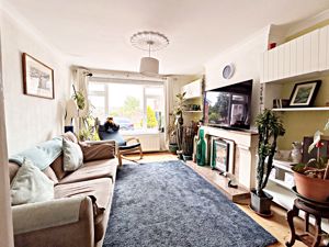 Living/Dining Room- click for photo gallery